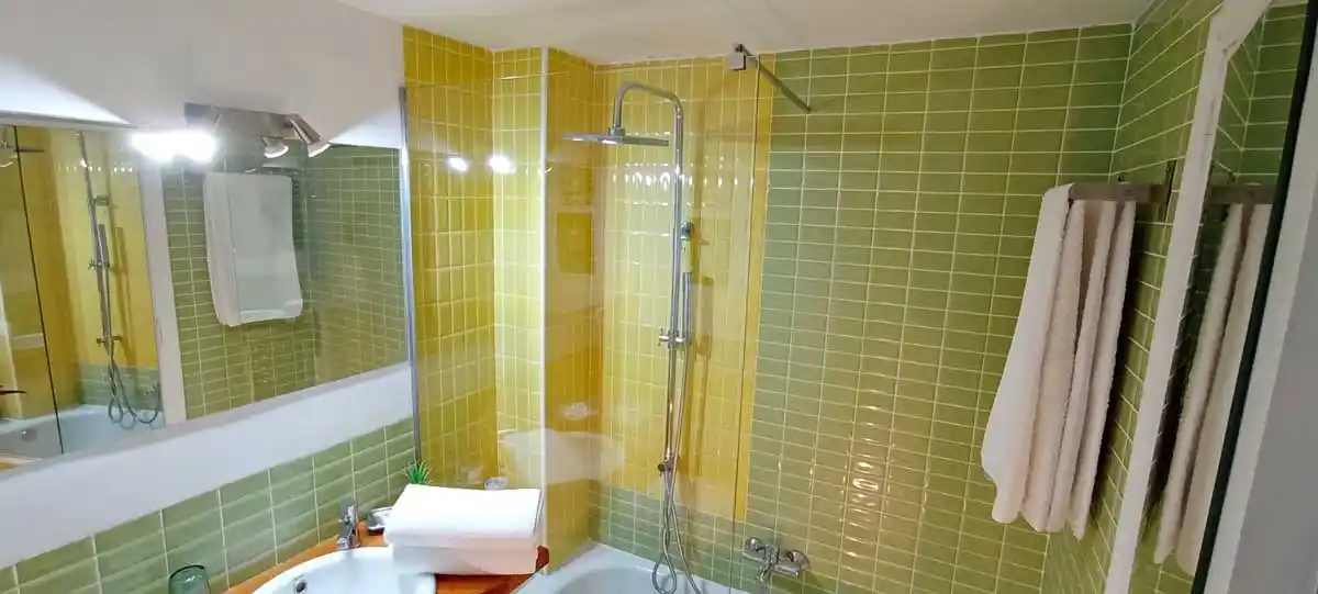 Apartamentos La Iguana, Hervás, Cáceres.