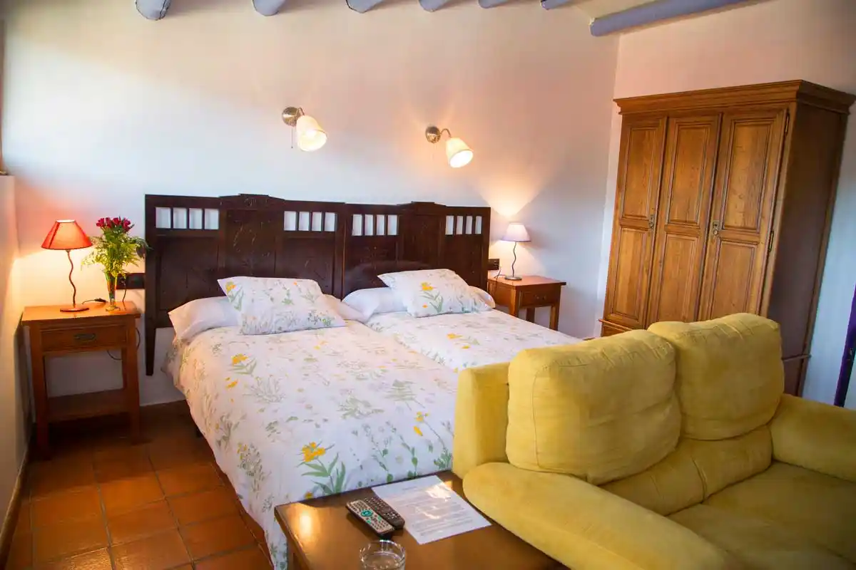 Apartamentos La Iguana, Hervás, Cáceres.